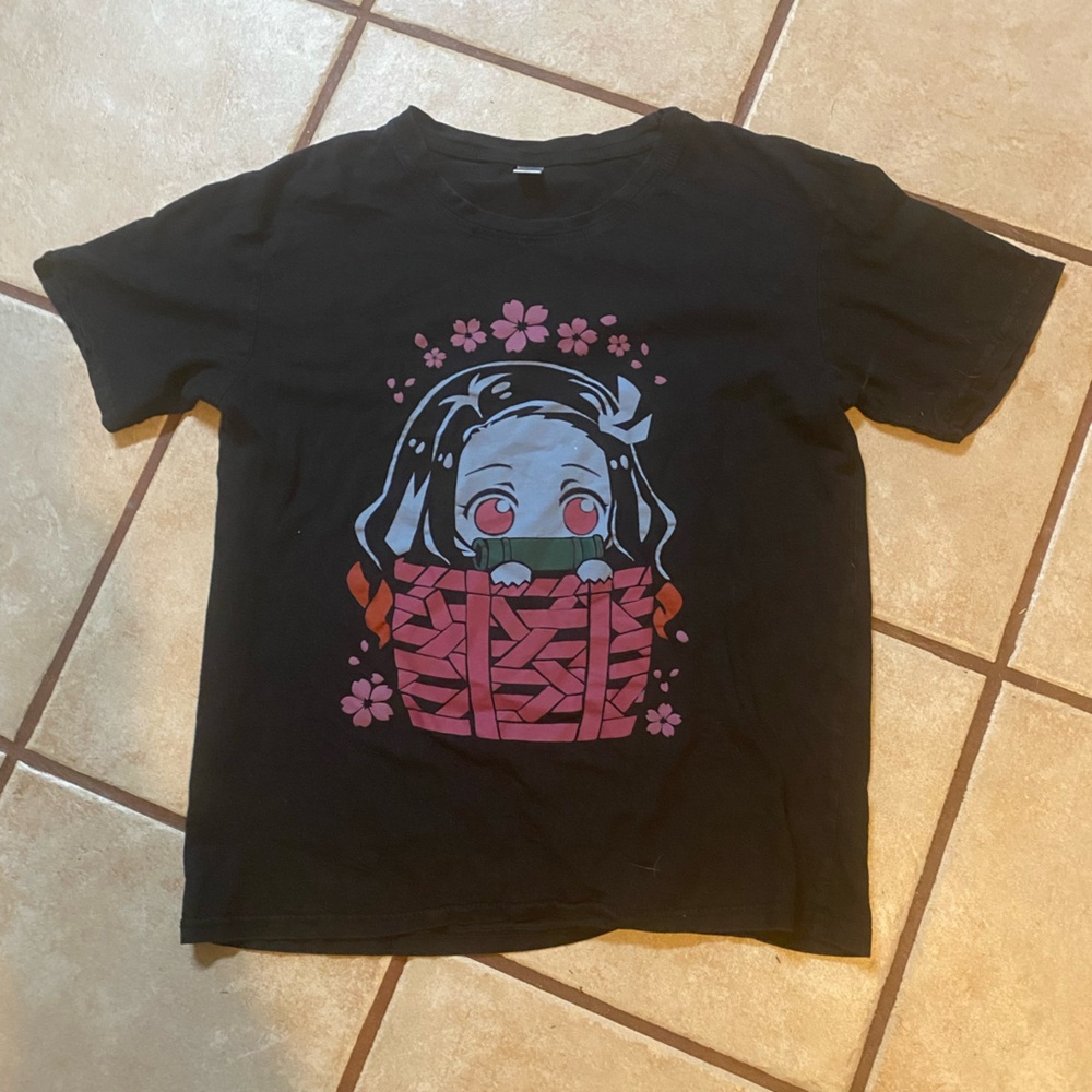 (A141) Demon Slayer Black Graphic Men’s T-Shirt Size Medium CLEARANCE SALE!!